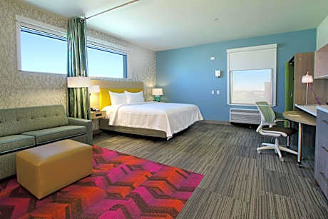1 King Bed Studio Suite Nonsmoking