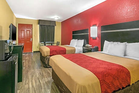 Double Room with Two Double Beds - Smoking