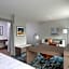 Hampton Inn & Suites Manistee Waterfront