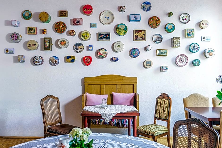 Tante ALMA's Kölner Hotel