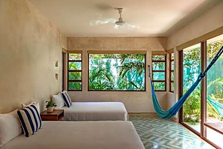 Deluxe Double Suite