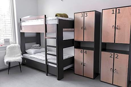 Bed in 6-Bed Mixed Dormitory Room