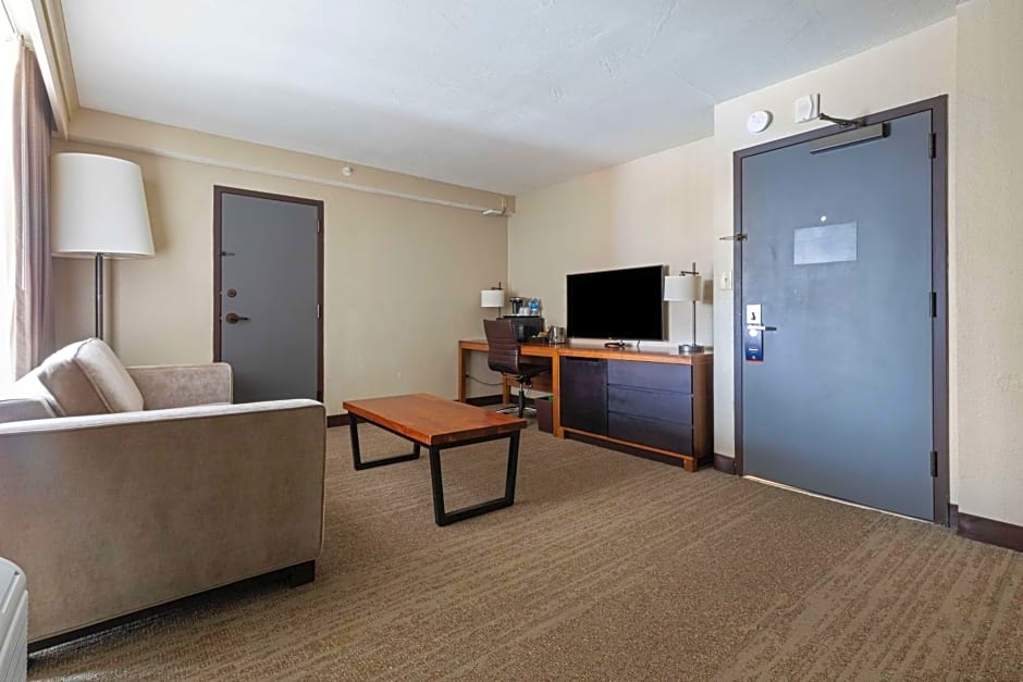 DoubleTree by Hilton Park City - The Yarrow
