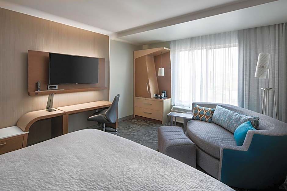 Courtyard by Marriott Pullman