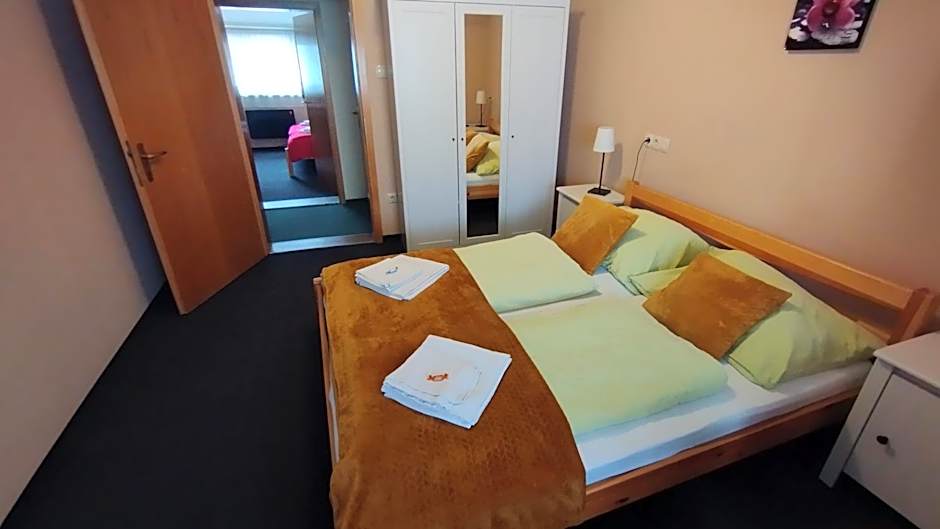 Jázmin panzió bőséges reggelivel közös konyhával a centrumban