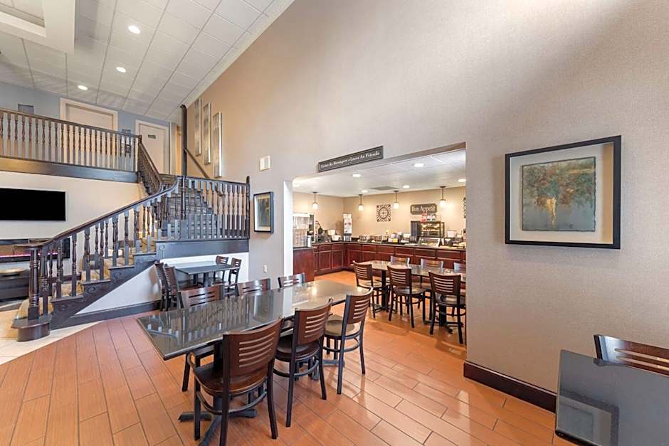 Best Western Plus Russellville Hotel and Suites
