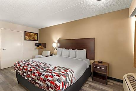 Superior King Room Smoking