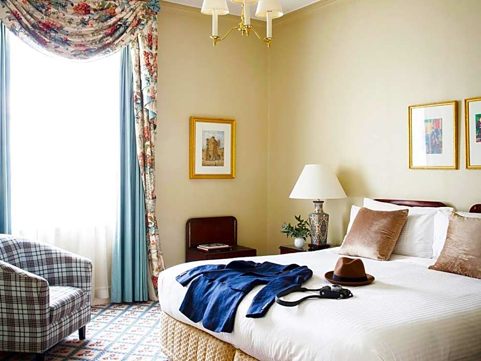 The Hotel Windsor