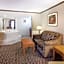 Ashbourne Hotel Canton/Hall of Fame I-77