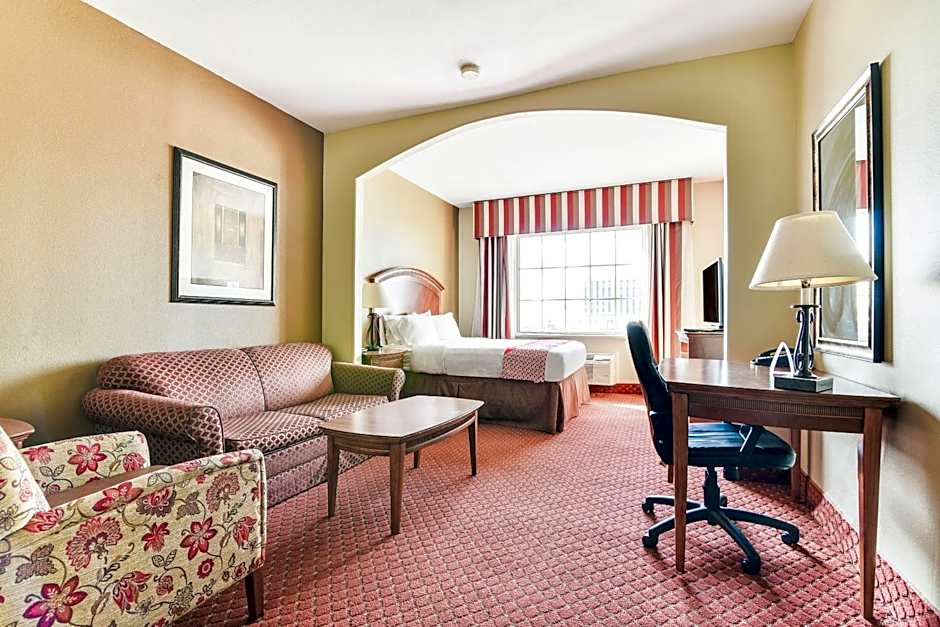 OYO Townhouse Oklahoma City Airport