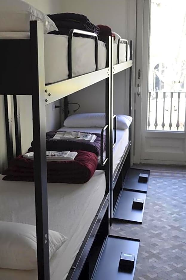 360 Hostel Barcelona Arts&Culture