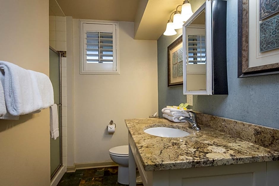 San Joaquin Hotel – Fresno, CA