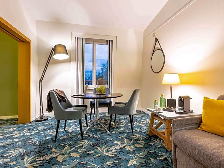 Novotel Chateau de Maffliers