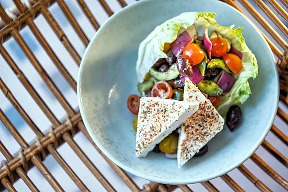 Taj Jumeirah Lakes Towers