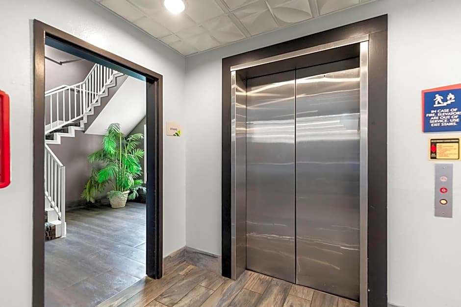 Wingate by Wyndham Humble/Houston Intercontinental Airport