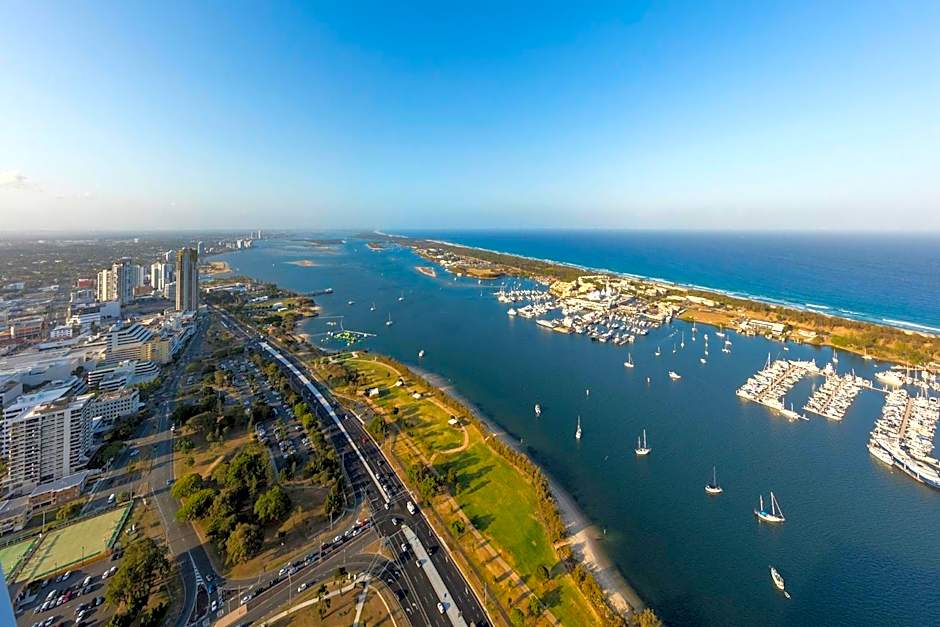 Meriton Suites Southport