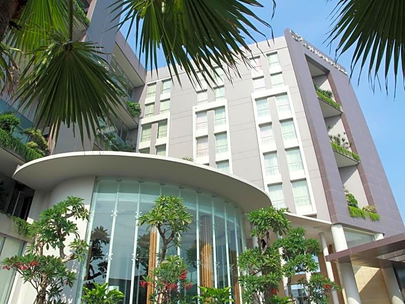 Soll Marina Hotel Serpong