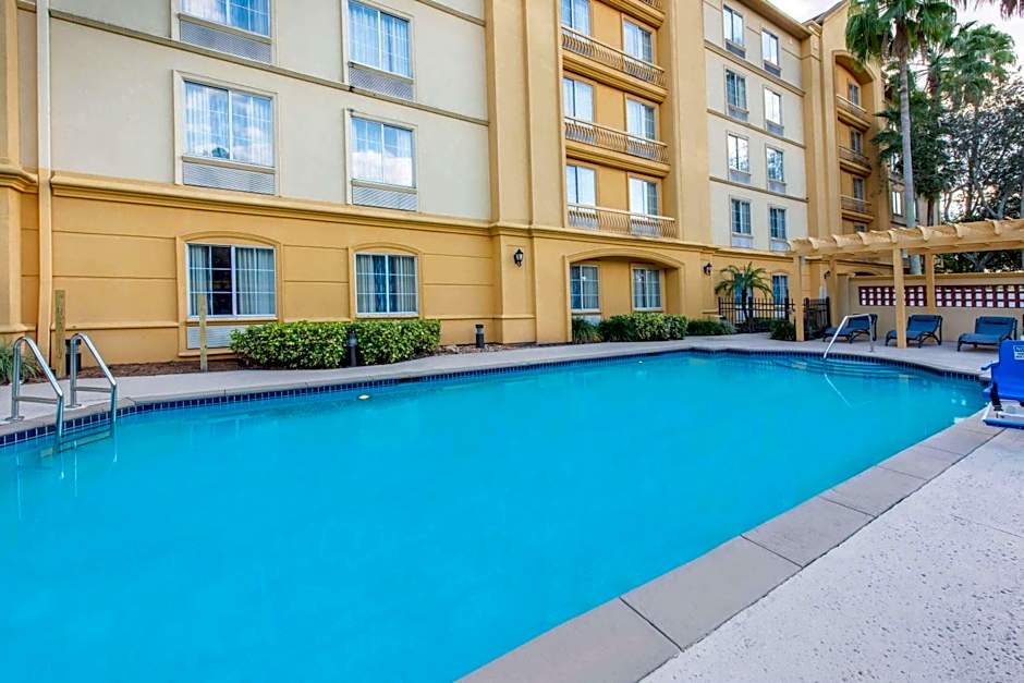 La Quinta Inn & Suites by Wyndham Tampa Brandon Regency Park