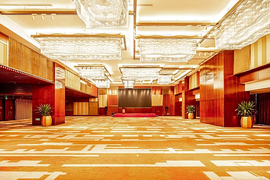 Holiday Inn NEIJIANG RIVERSIDE By IHG