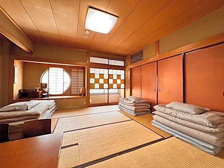 Quadruple Room B - Non-Smoking
