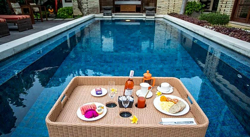 Villa Saffron Seminyak Bali