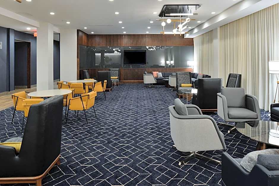 Courtyard by Marriott Raleigh Cary/Crossroads