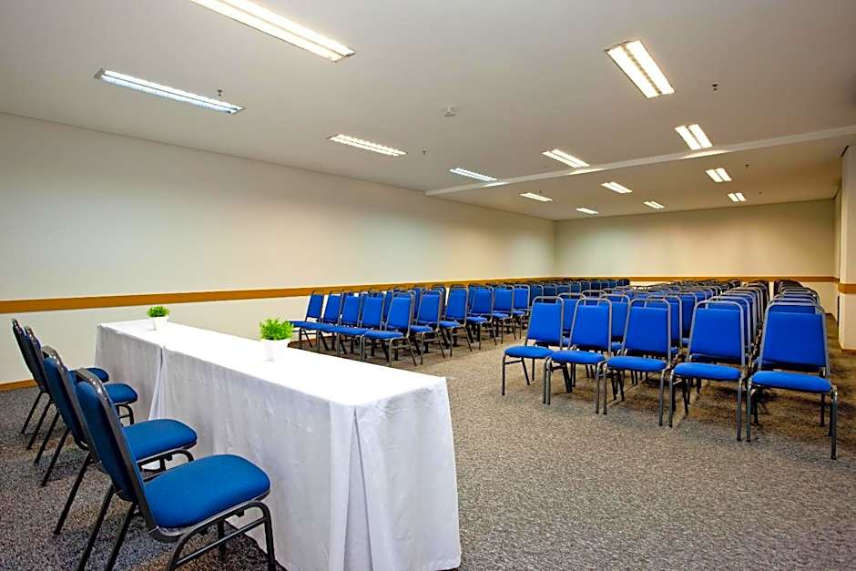 America Towers Hotel