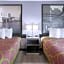 Super 8 by Wyndham Copley Akron