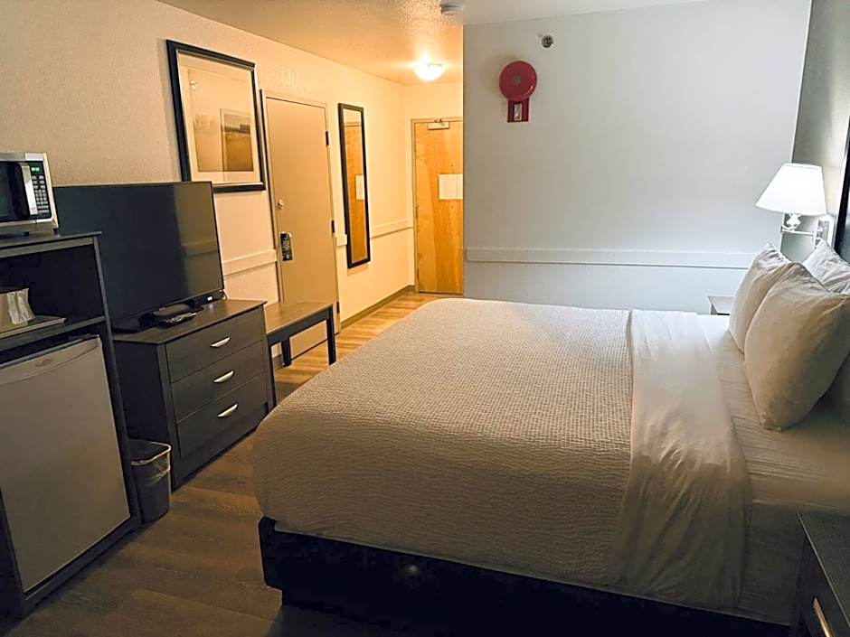 Super 8 by Wyndham Dawson Creek