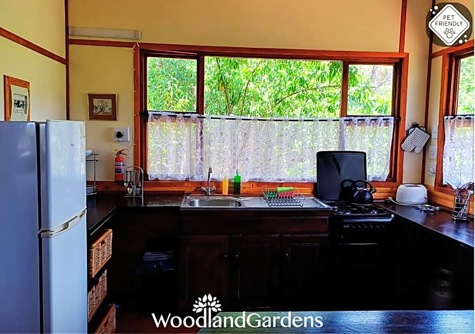 Woodland Gardens Self catering Pet Friendly Lodge