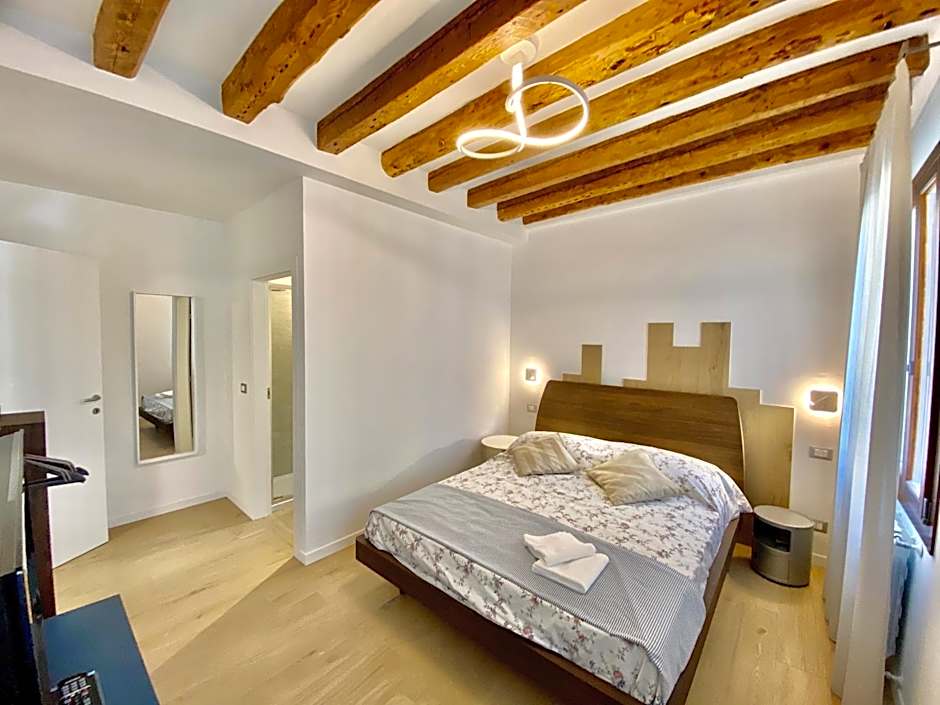 Suite House new apartments wi fi Venice island
