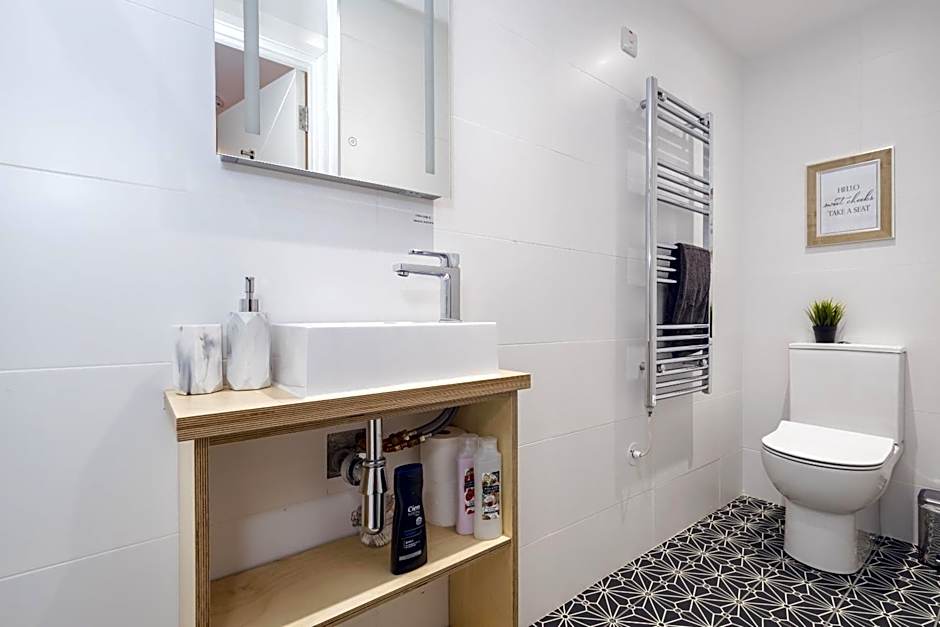 Port 56 Guesthouse
