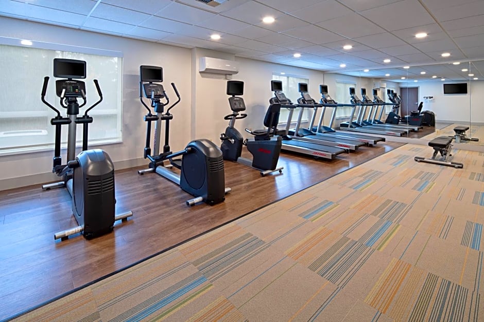 Holiday Inn Express Seattle - Sea-Tac Airport By IHG