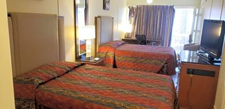 Double Room with Two Full Beds - Non-Smoking