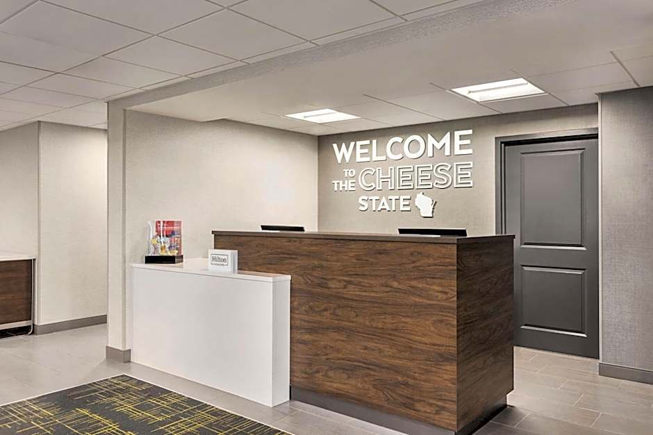 Hampton Inn By Hilton Milwaukee/Brookfield