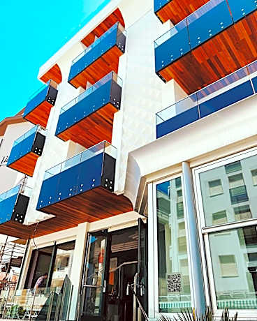 Hotel Montecarlo - Hotel Vista Mare con Piscina & Area Fitness