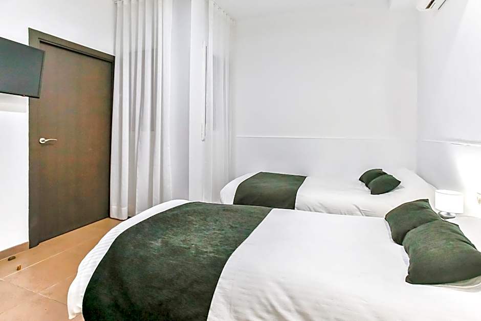 Laramond Barcelona Rooms
