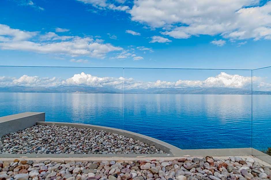 Alissachni SeaSide Hotel