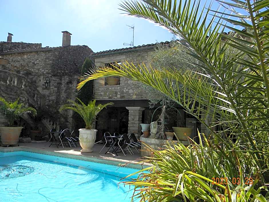 Le Castelas
