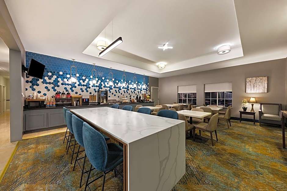 La Quinta Inn & Suites by Wyndham Brookshire