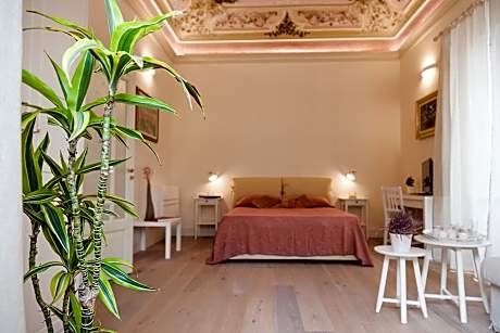 Suite 1 King Superior