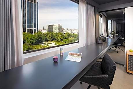 nhow Junior Park View Suite (3 adults)
