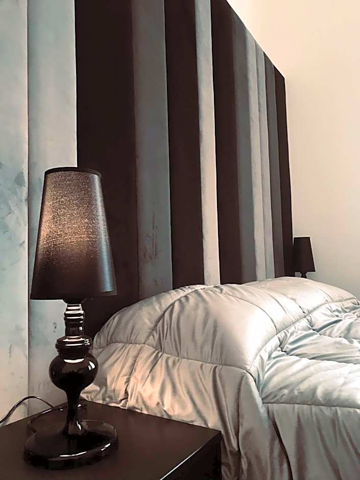 Motta Palace Apartments & Rooms