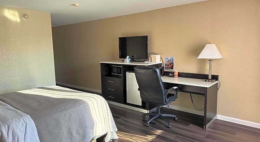 Quality Inn & Suites Franklin