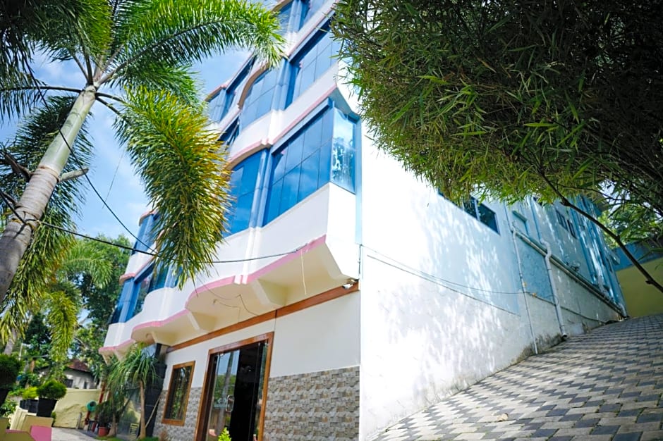 Padmatheertham Inn Varkala