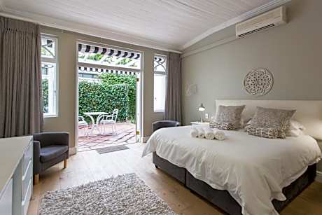 Double or Twin Room with Terrace