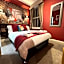 Delovely Hotel