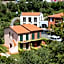 Baia Blu RTA Residence