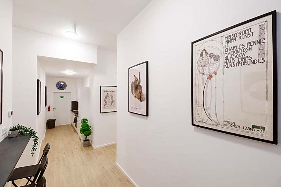 Central City Style Rooms by Home2