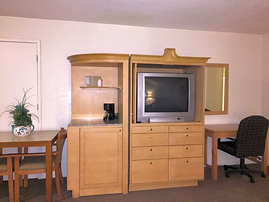 Parkway Inn